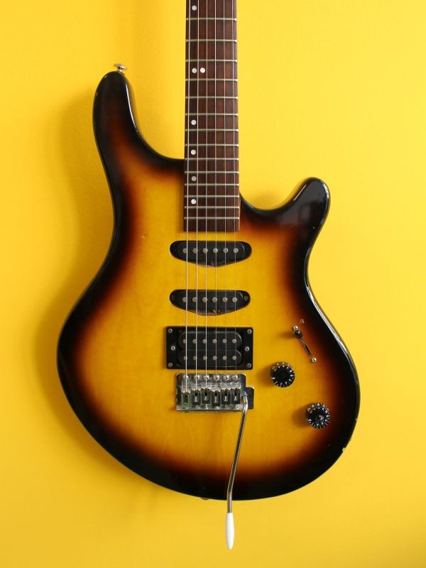 Washburn BT4 Maverick Series